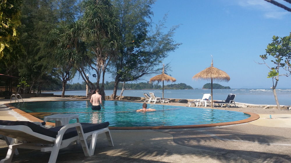 Salatan Resort Ко-Ланта Экстерьер фото