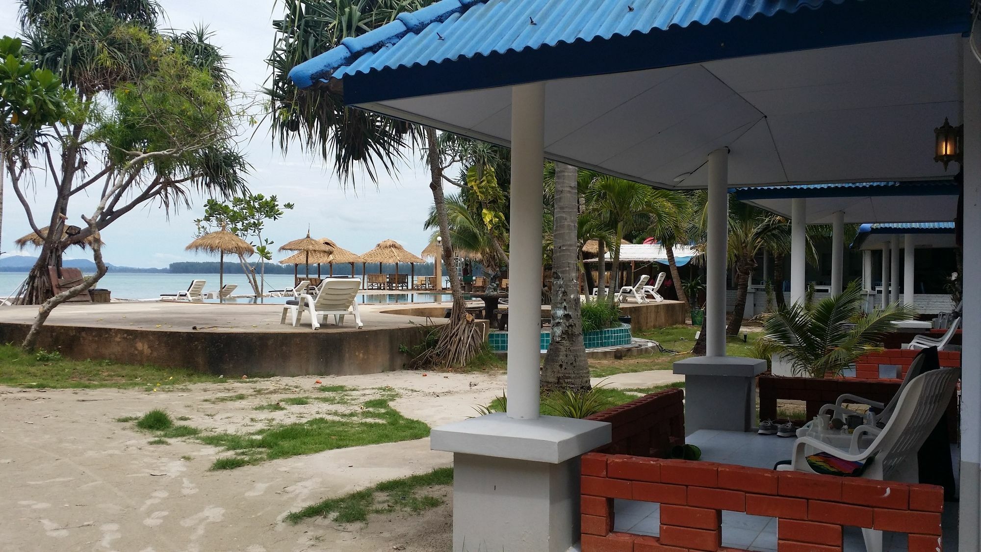 Salatan Resort Ко-Ланта Экстерьер фото